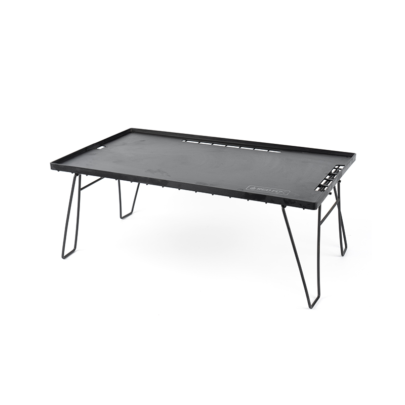 Składany na nogi plastikowy stół do użytku wewnątrz i na zewnątrz