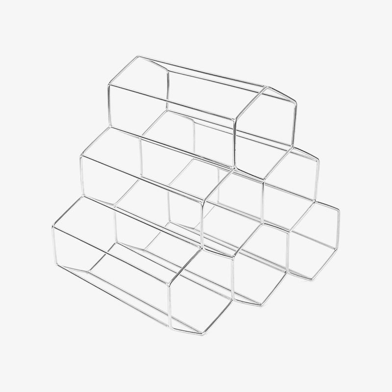 Dlaczego coraz więcej osób wybiera żelazne stojaki na wino zamiast drewnianych?