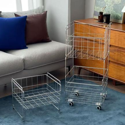 Stylowy i praktyczny, trzypoziomowy, wysuwany kosz na bieliznę